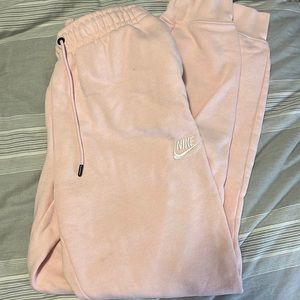 Nike Sweatpants
